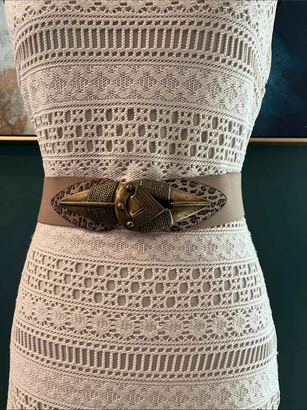 Vintage chic taupe
